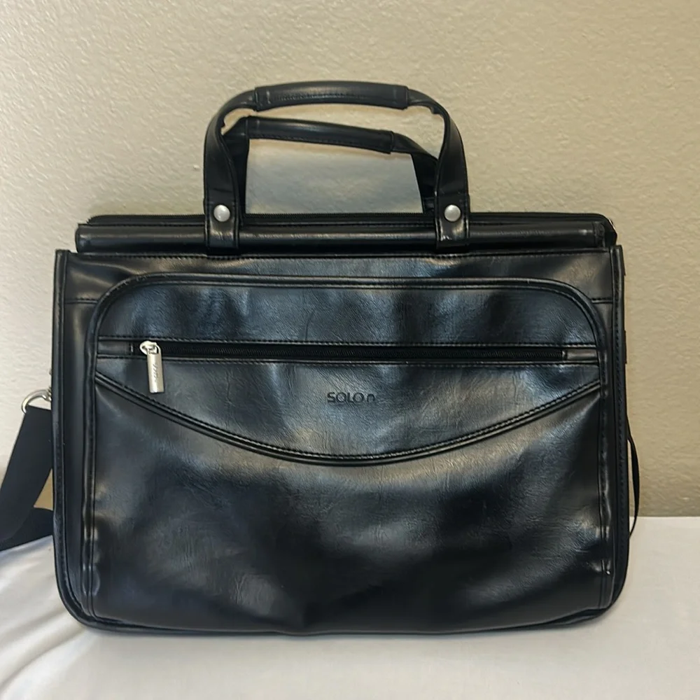 Solo Black Leather Briefcase for Men